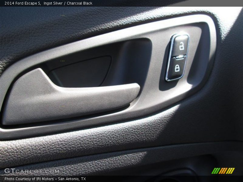 Ingot Silver / Charcoal Black 2014 Ford Escape S