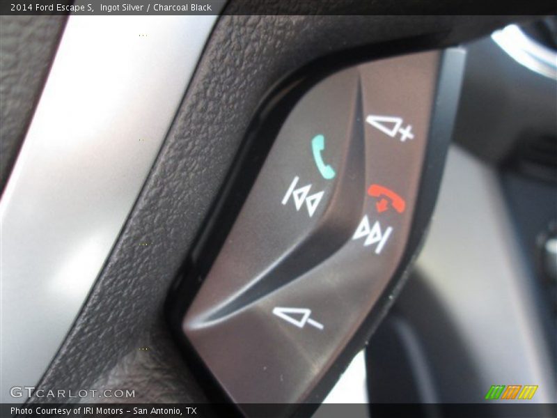 Ingot Silver / Charcoal Black 2014 Ford Escape S