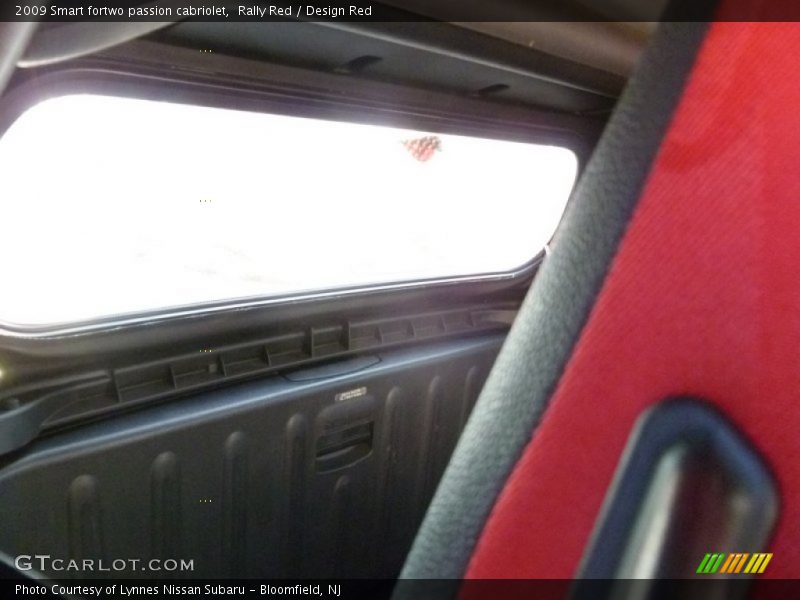 Rally Red / Design Red 2009 Smart fortwo passion cabriolet