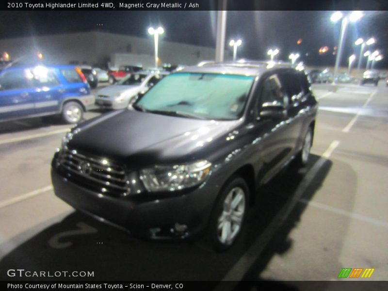 Magnetic Gray Metallic / Ash 2010 Toyota Highlander Limited 4WD