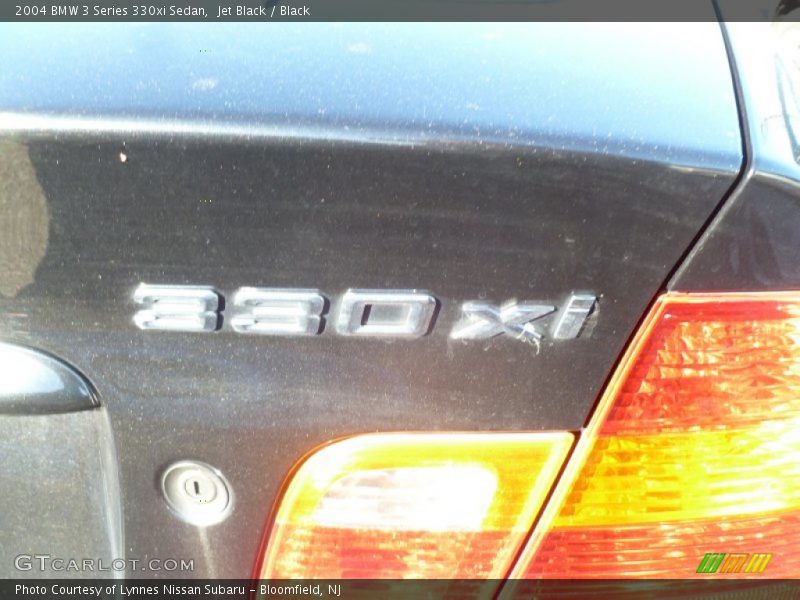 Jet Black / Black 2004 BMW 3 Series 330xi Sedan