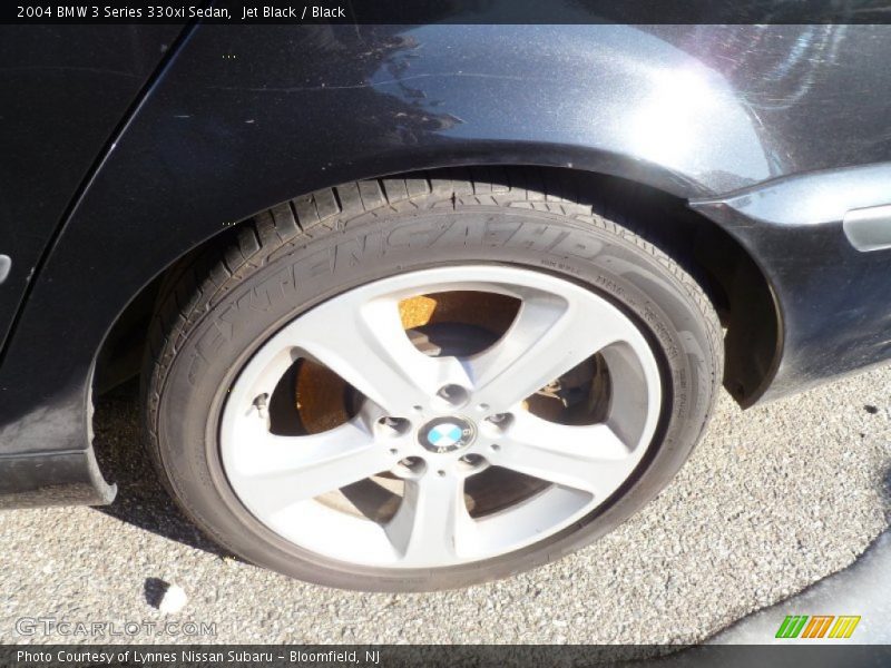 Jet Black / Black 2004 BMW 3 Series 330xi Sedan
