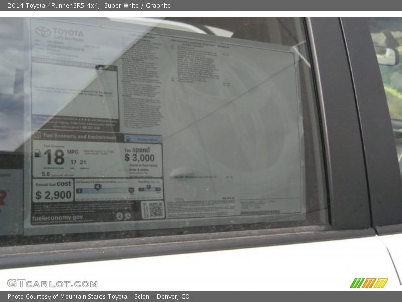 Super White / Graphite 2014 Toyota 4Runner SR5 4x4