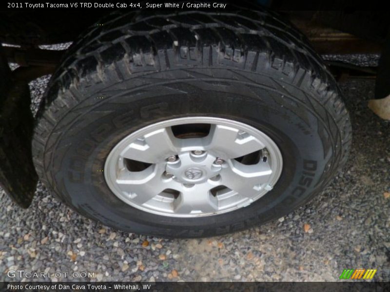 Super White / Graphite Gray 2011 Toyota Tacoma V6 TRD Double Cab 4x4