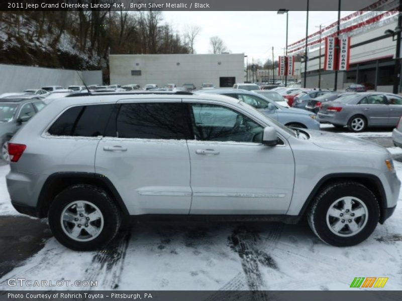 Bright Silver Metallic / Black 2011 Jeep Grand Cherokee Laredo 4x4