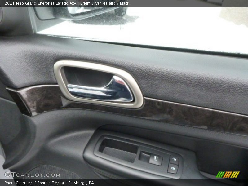 Bright Silver Metallic / Black 2011 Jeep Grand Cherokee Laredo 4x4