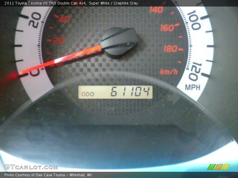 Super White / Graphite Gray 2011 Toyota Tacoma V6 TRD Double Cab 4x4