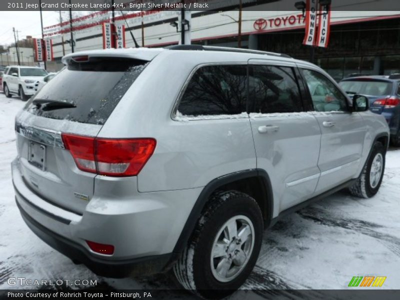 Bright Silver Metallic / Black 2011 Jeep Grand Cherokee Laredo 4x4