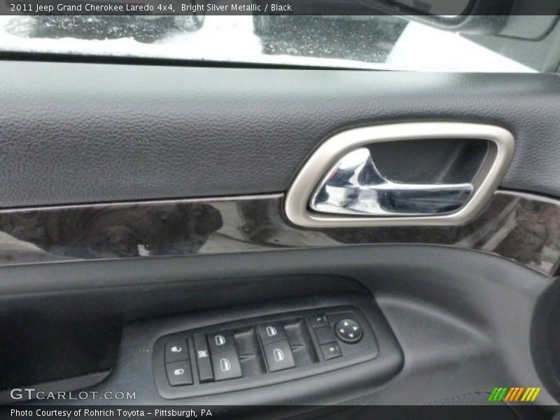 Bright Silver Metallic / Black 2011 Jeep Grand Cherokee Laredo 4x4