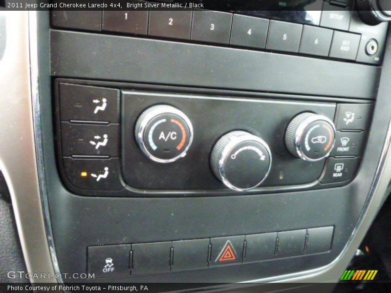 Bright Silver Metallic / Black 2011 Jeep Grand Cherokee Laredo 4x4