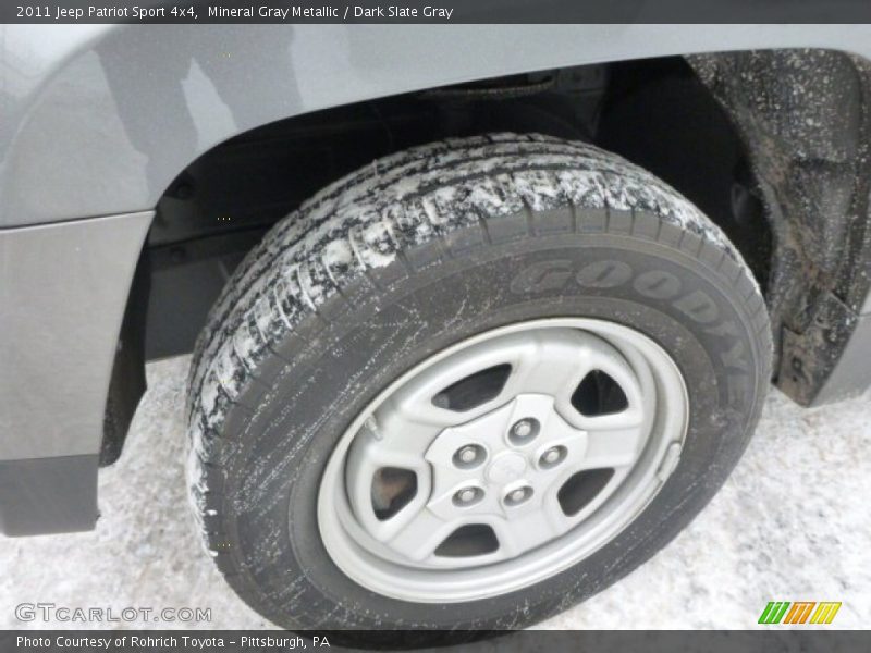 Mineral Gray Metallic / Dark Slate Gray 2011 Jeep Patriot Sport 4x4