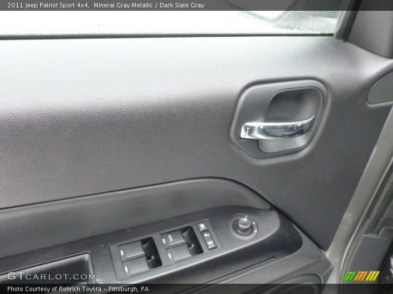 Mineral Gray Metallic / Dark Slate Gray 2011 Jeep Patriot Sport 4x4