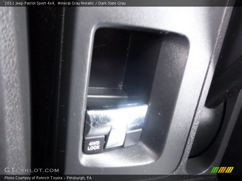 Mineral Gray Metallic / Dark Slate Gray 2011 Jeep Patriot Sport 4x4