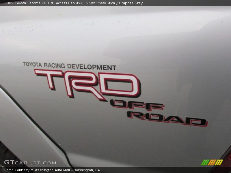 Silver Streak Mica / Graphite Gray 2009 Toyota Tacoma V6 TRD Access Cab 4x4