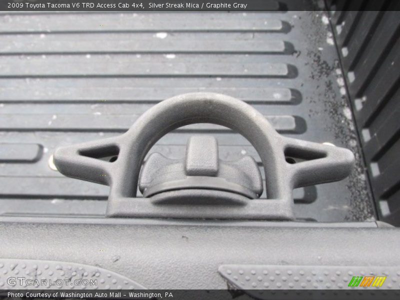 Silver Streak Mica / Graphite Gray 2009 Toyota Tacoma V6 TRD Access Cab 4x4