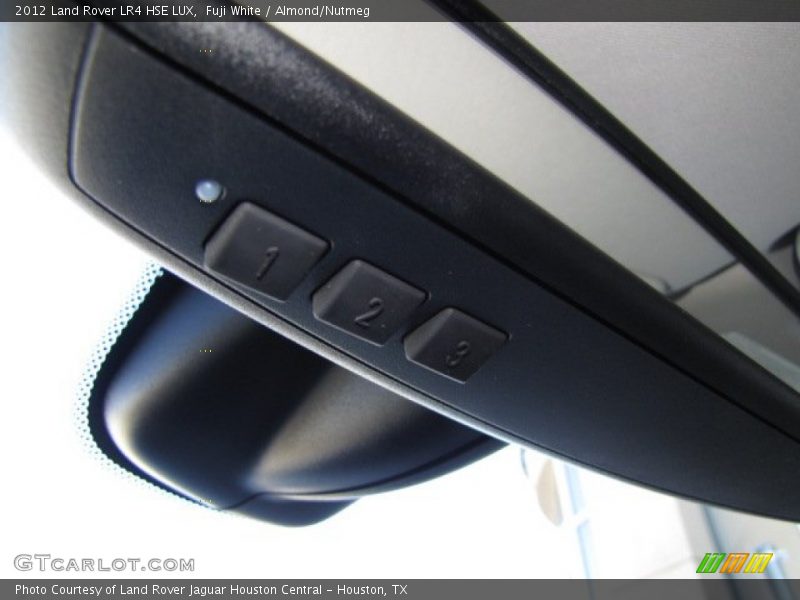 Fuji White / Almond/Nutmeg 2012 Land Rover LR4 HSE LUX