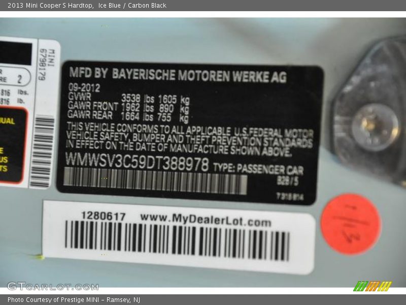 Ice Blue / Carbon Black 2013 Mini Cooper S Hardtop
