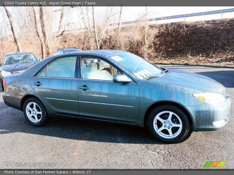 Aspen Green Pearl / Taupe 2004 Toyota Camry XLE