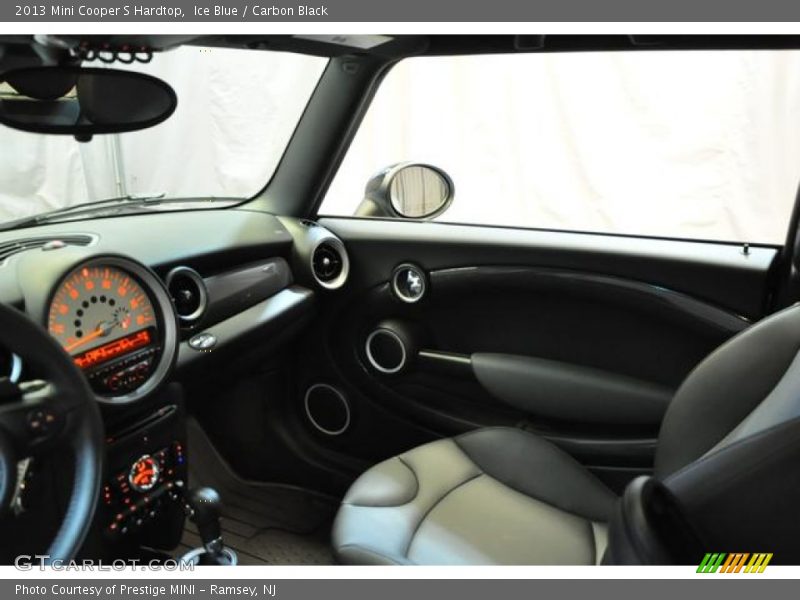 Ice Blue / Carbon Black 2013 Mini Cooper S Hardtop