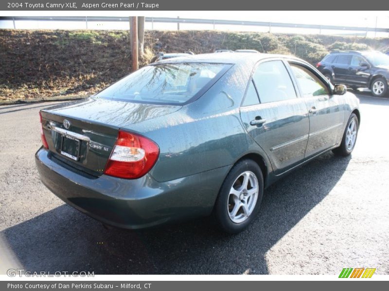 Aspen Green Pearl / Taupe 2004 Toyota Camry XLE