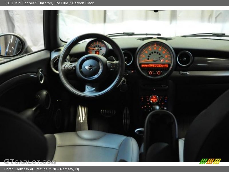 Ice Blue / Carbon Black 2013 Mini Cooper S Hardtop
