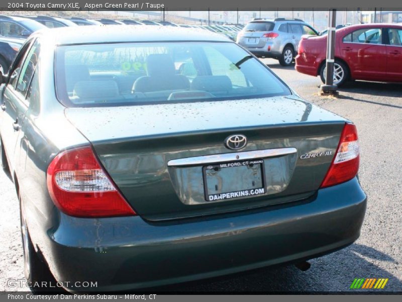 Aspen Green Pearl / Taupe 2004 Toyota Camry XLE