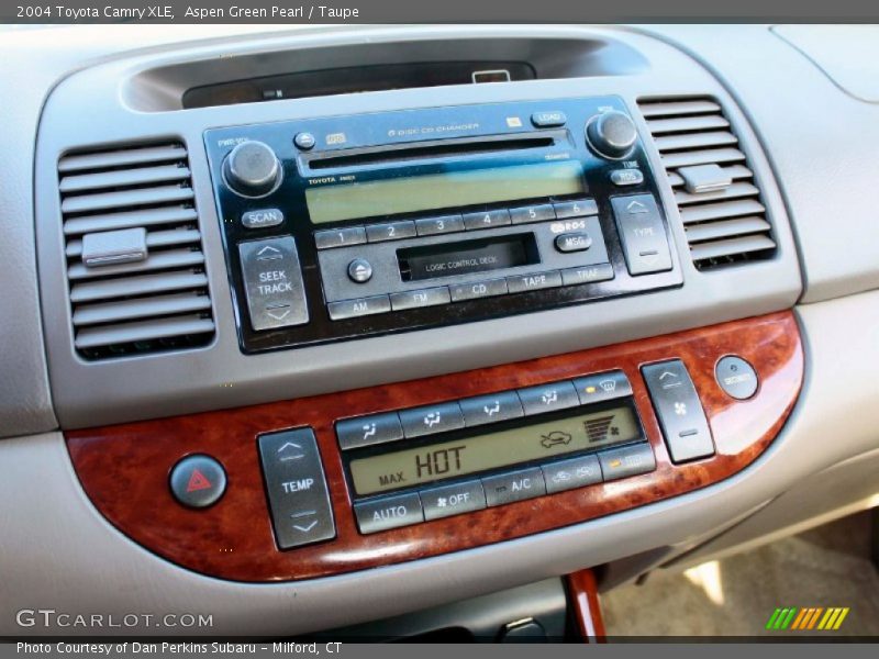 Aspen Green Pearl / Taupe 2004 Toyota Camry XLE