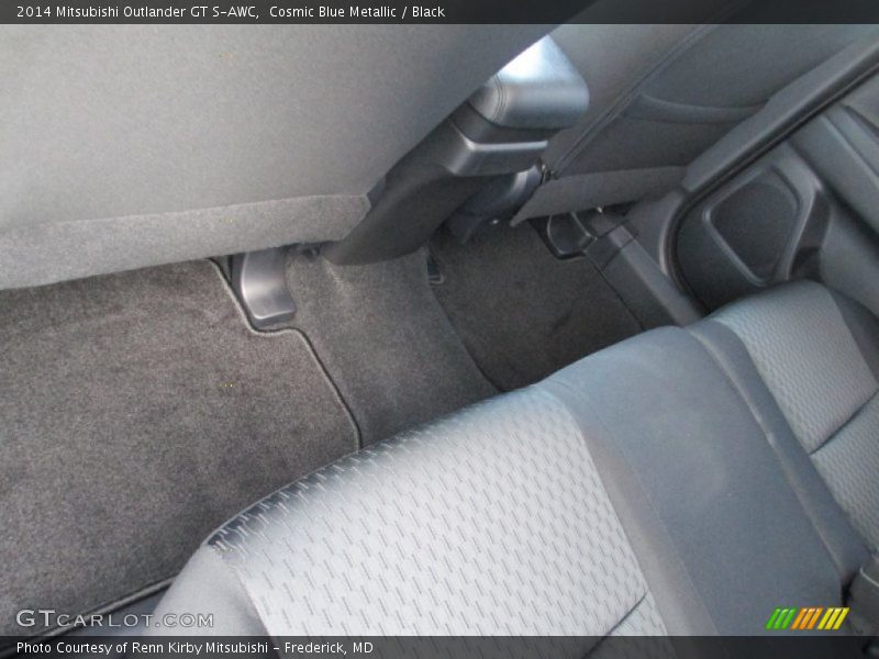 Cosmic Blue Metallic / Black 2014 Mitsubishi Outlander GT S-AWC