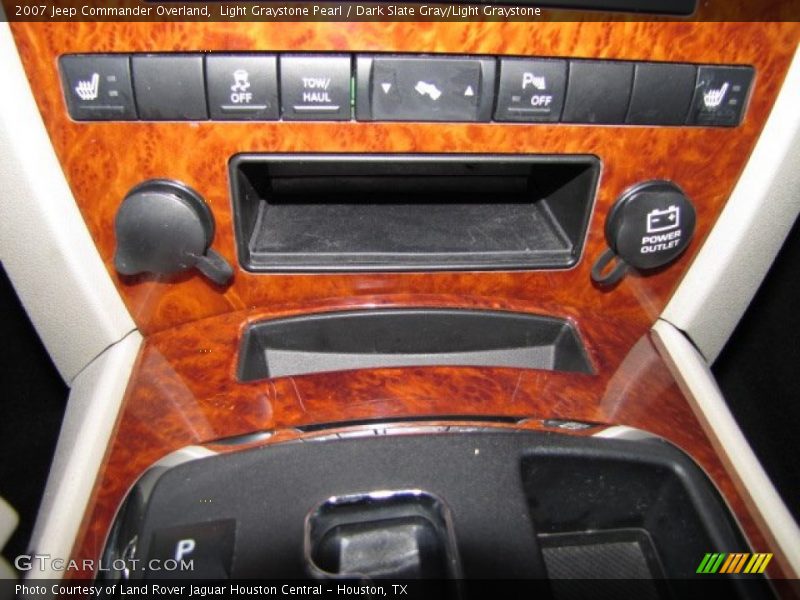 Light Graystone Pearl / Dark Slate Gray/Light Graystone 2007 Jeep Commander Overland