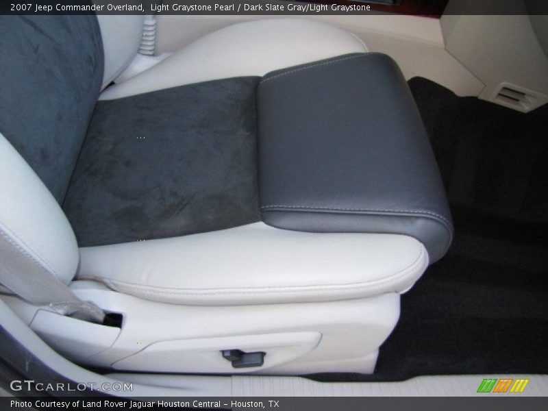 Light Graystone Pearl / Dark Slate Gray/Light Graystone 2007 Jeep Commander Overland