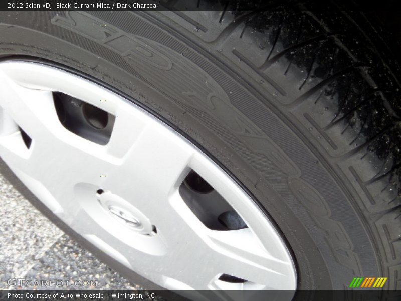 Black Currant Mica / Dark Charcoal 2012 Scion xD