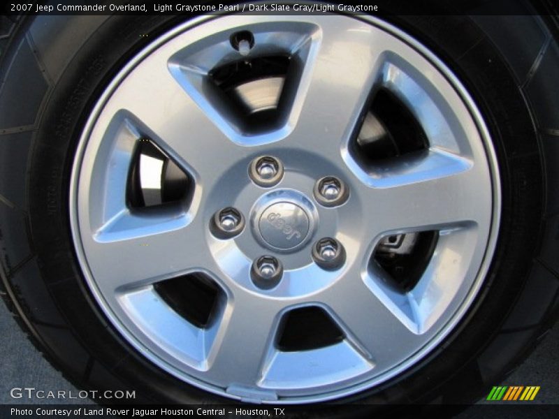  2007 Commander Overland Wheel