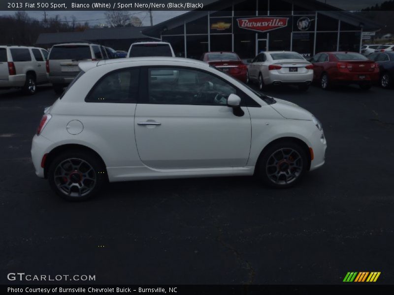 Bianco (White) / Sport Nero/Nero (Black/Black) 2013 Fiat 500 Sport