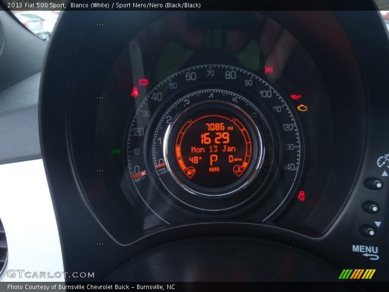 Bianco (White) / Sport Nero/Nero (Black/Black) 2013 Fiat 500 Sport