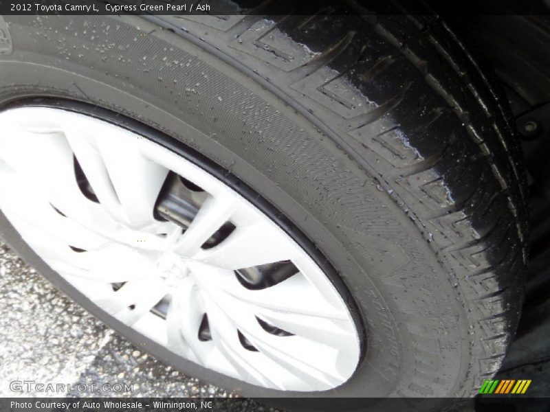 Cypress Green Pearl / Ash 2012 Toyota Camry L