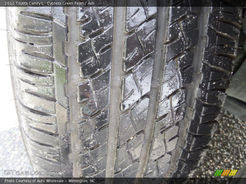 Cypress Green Pearl / Ash 2012 Toyota Camry L