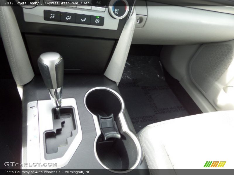 Cypress Green Pearl / Ash 2012 Toyota Camry L