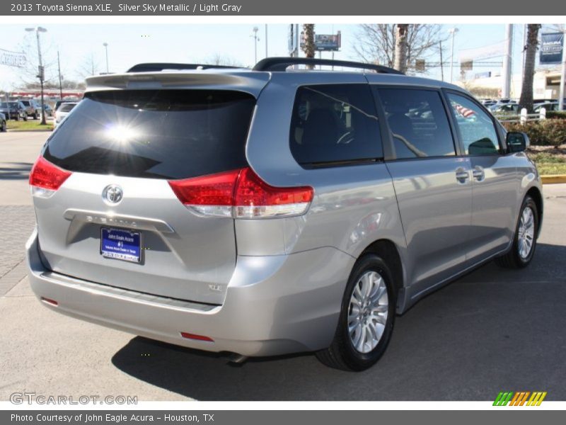 Silver Sky Metallic / Light Gray 2013 Toyota Sienna XLE