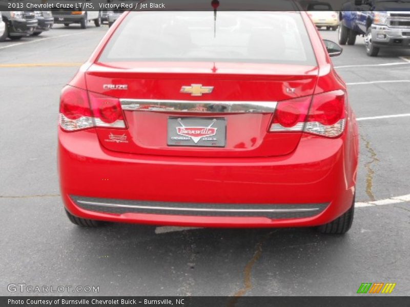 Victory Red / Jet Black 2013 Chevrolet Cruze LT/RS