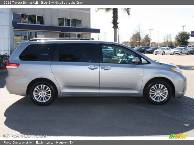 Silver Sky Metallic / Light Gray 2013 Toyota Sienna XLE