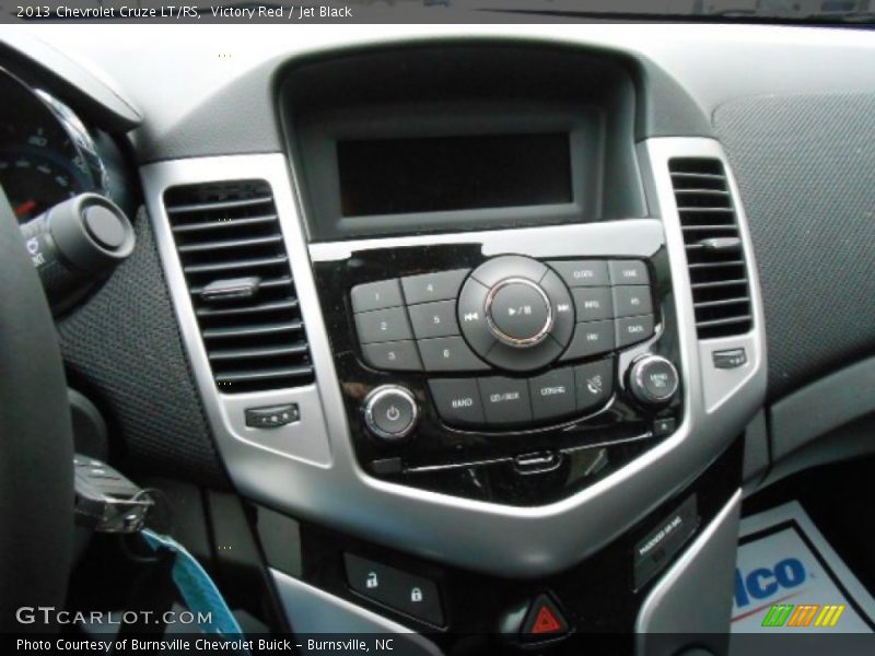 Victory Red / Jet Black 2013 Chevrolet Cruze LT/RS