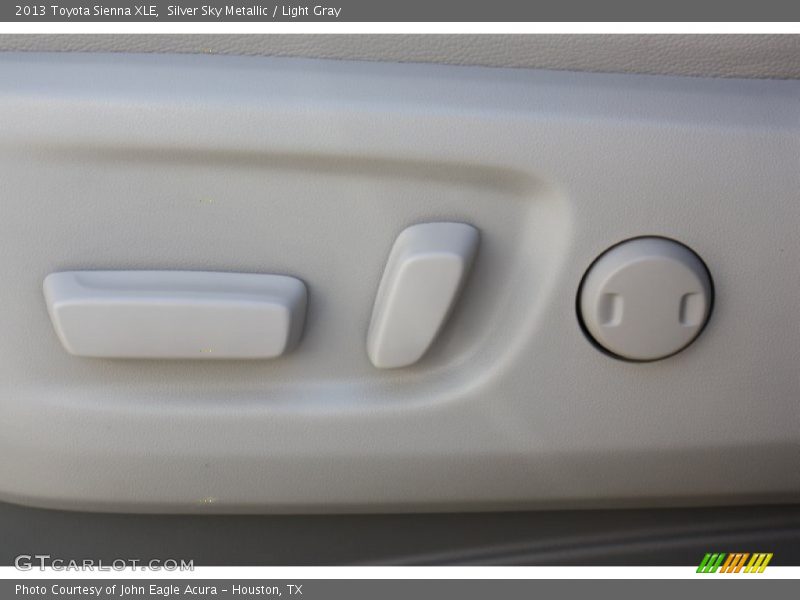 Silver Sky Metallic / Light Gray 2013 Toyota Sienna XLE