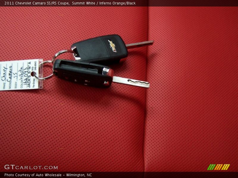 Summit White / Inferno Orange/Black 2011 Chevrolet Camaro SS/RS Coupe