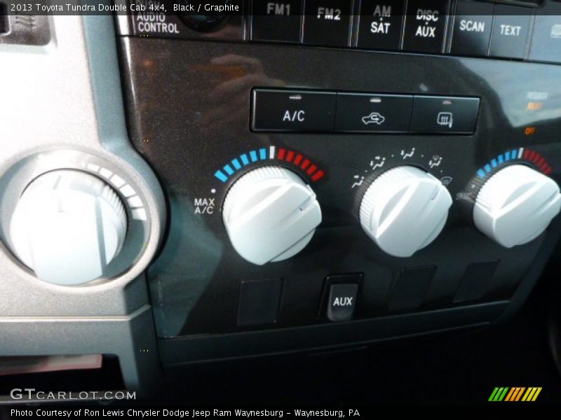 Black / Graphite 2013 Toyota Tundra Double Cab 4x4