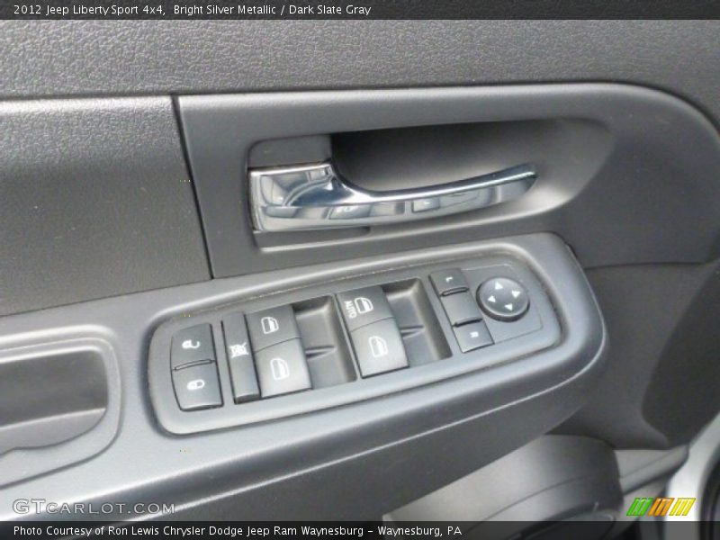 Bright Silver Metallic / Dark Slate Gray 2012 Jeep Liberty Sport 4x4