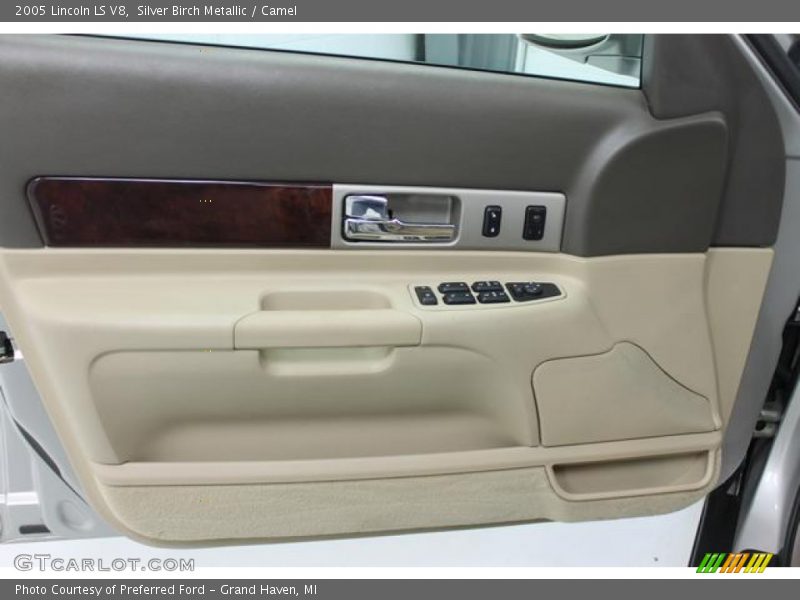 Silver Birch Metallic / Camel 2005 Lincoln LS V8