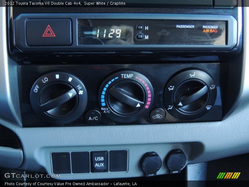 Super White / Graphite 2012 Toyota Tacoma V6 Double Cab 4x4