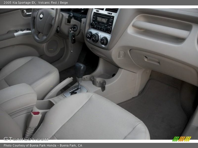 Volcanic Red / Beige 2005 Kia Sportage EX