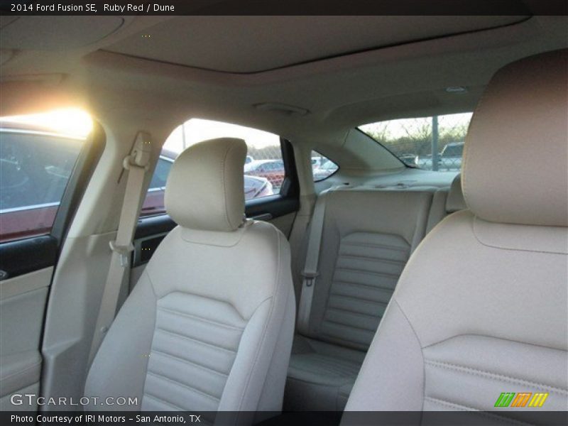Ruby Red / Dune 2014 Ford Fusion SE