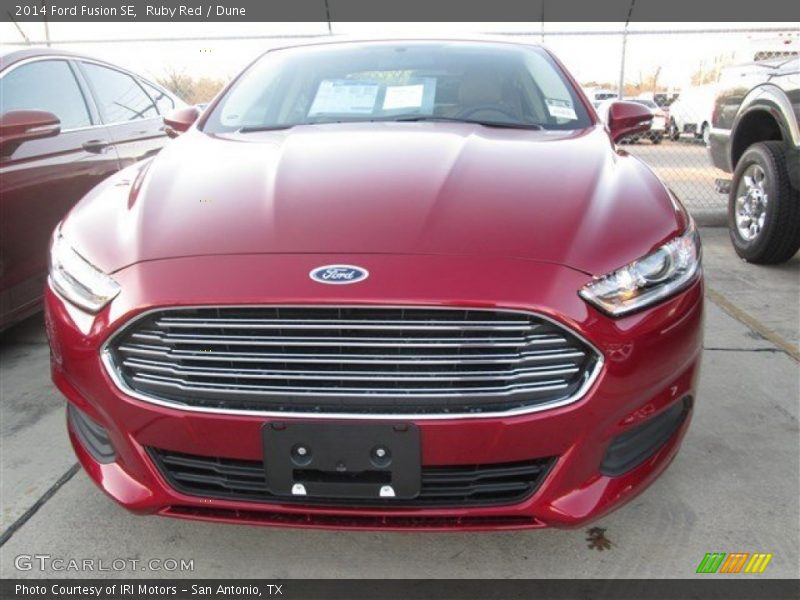 Ruby Red / Dune 2014 Ford Fusion SE